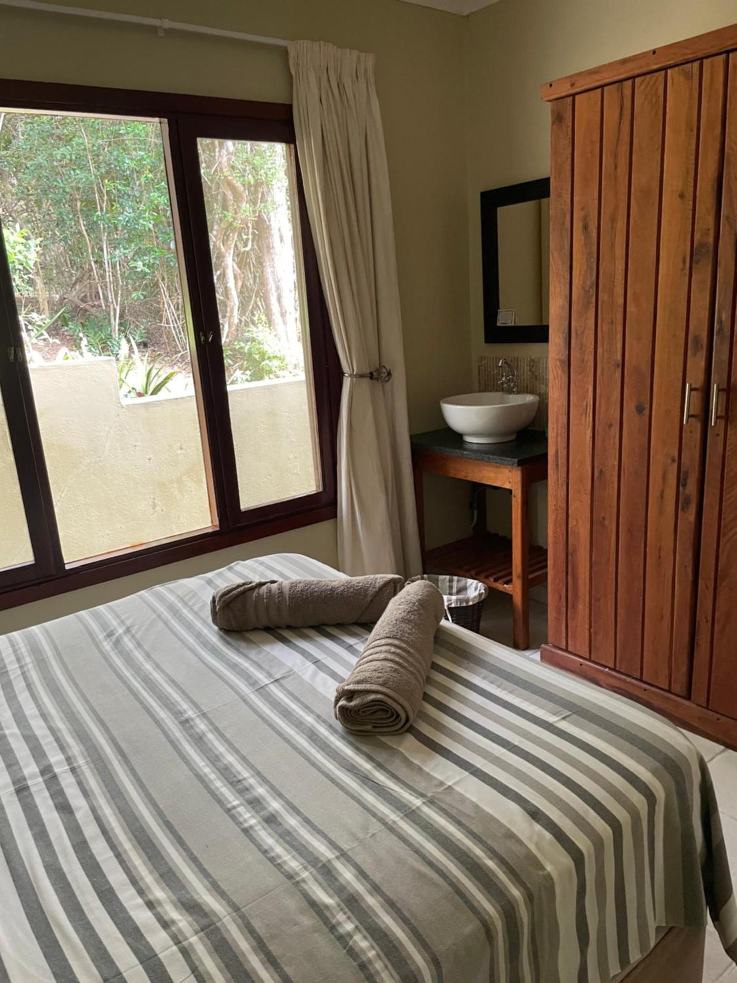 Nkumbe Bush Retreat Family Home Ponta Malongane Экстерьер фото